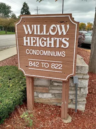 The Willow Heights Condominiums entrance sign